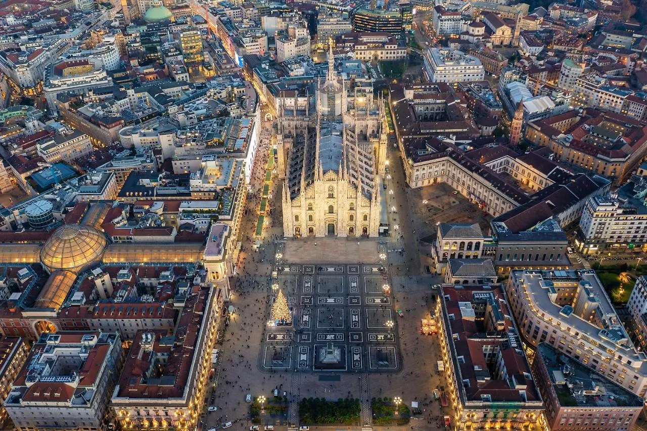 Duomo-Porta Venezia, Luxury Design Apartment Milan